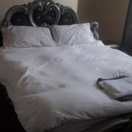 Bright Home Guest House Manchester Dış mekan fotoğraf